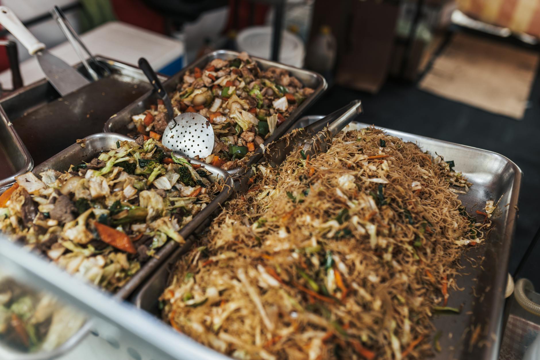 アジアン料理店