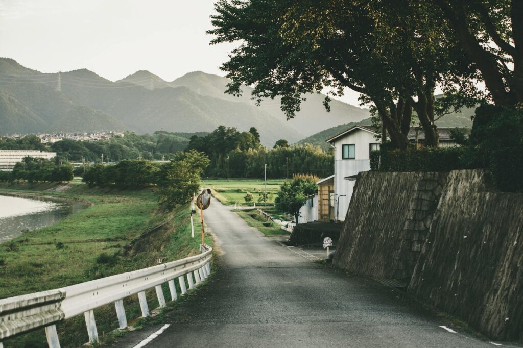 郊外の自然風景